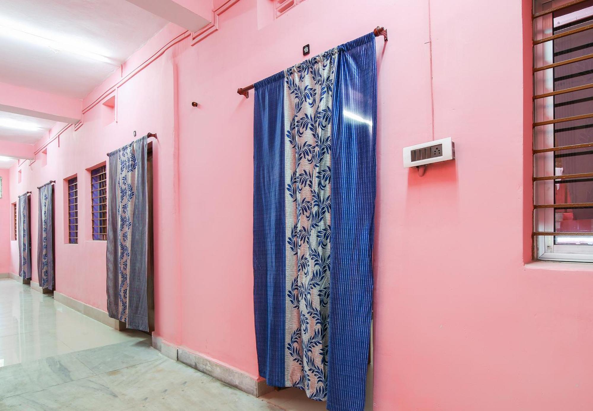 Collection O Nit More Adityapur Formerly Hotel Subheksha Jamshedpur Dış mekan fotoğraf